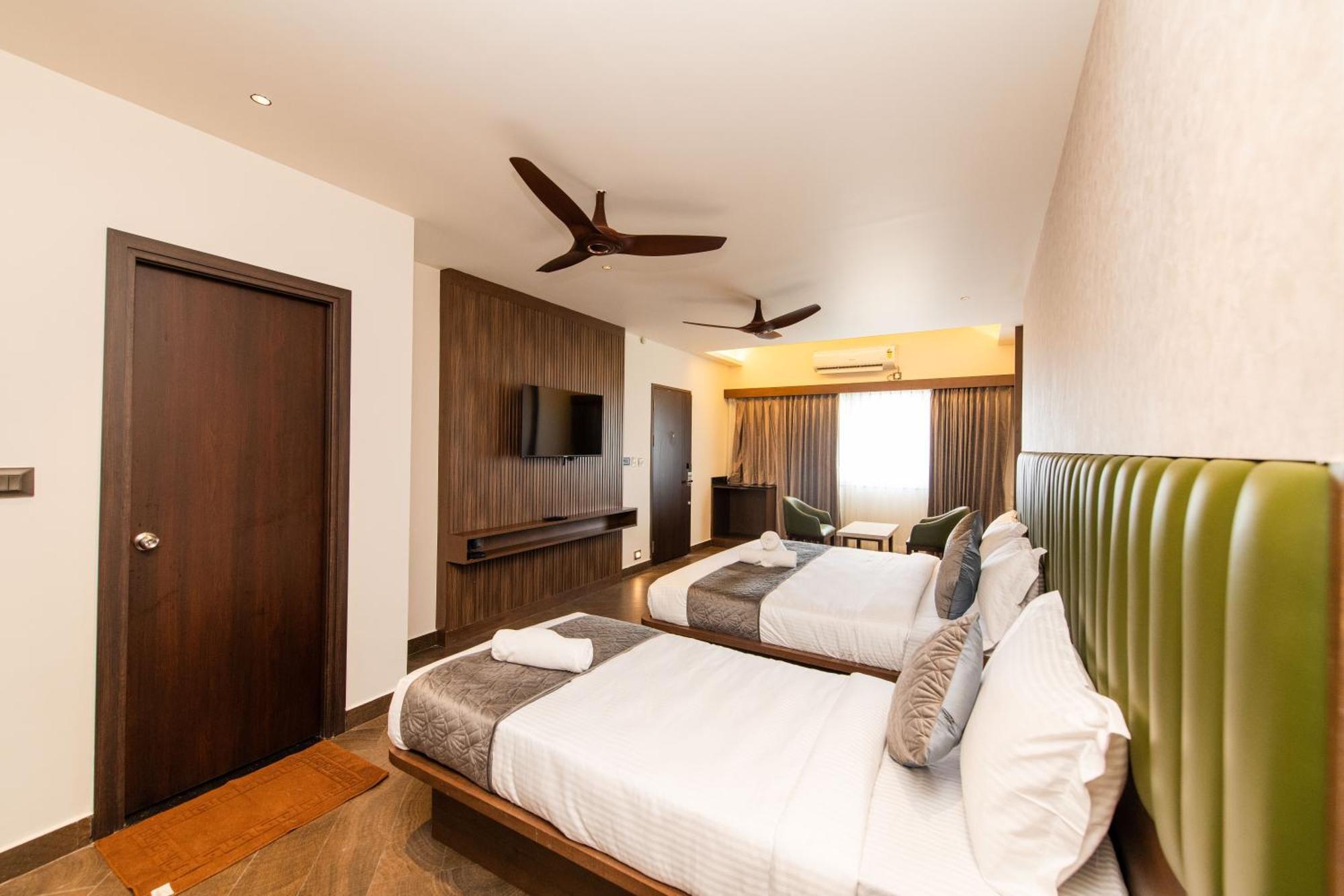 Hotel Mysore Radiance ภายนอก รูปภาพ