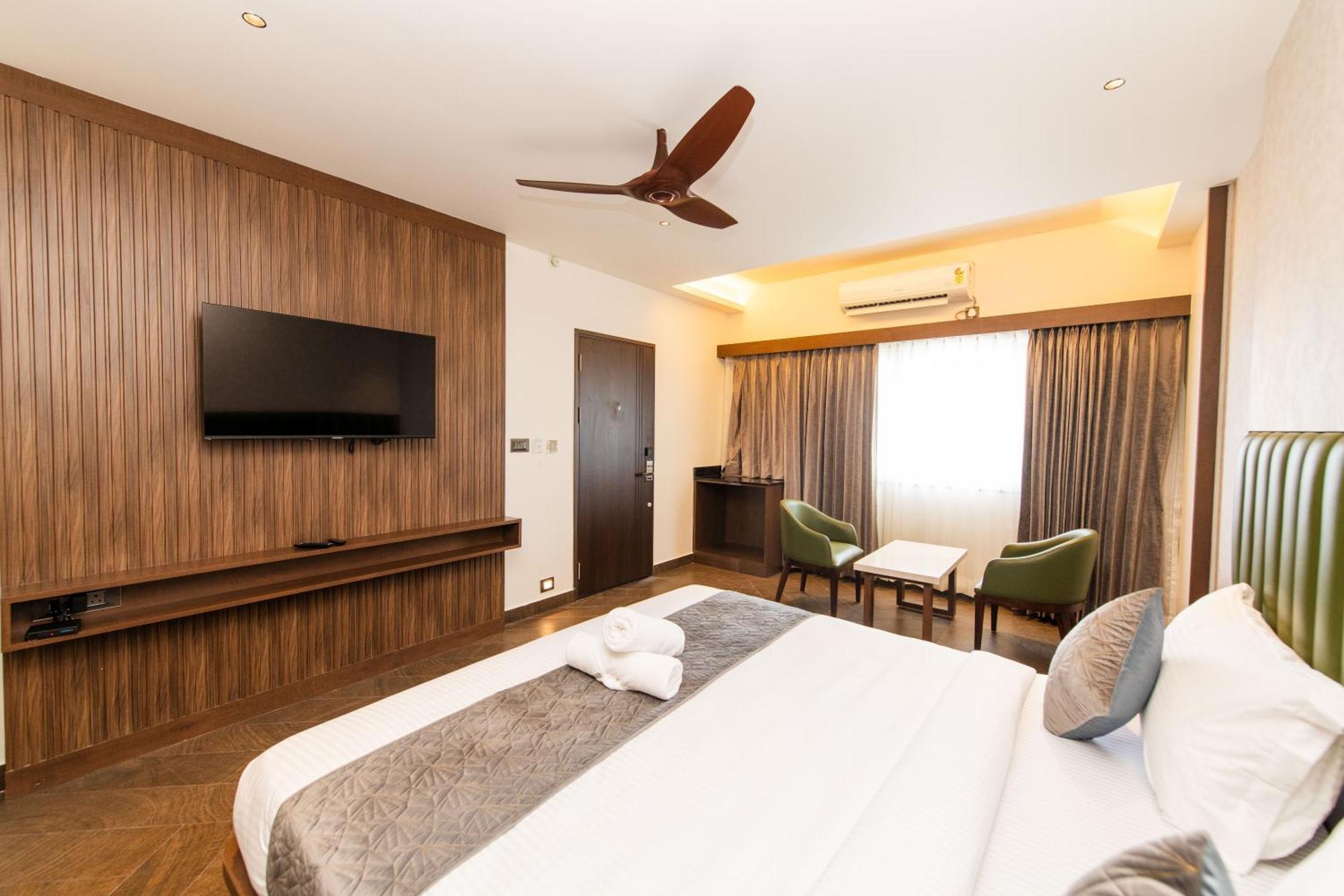 Hotel Mysore Radiance ภายนอก รูปภาพ