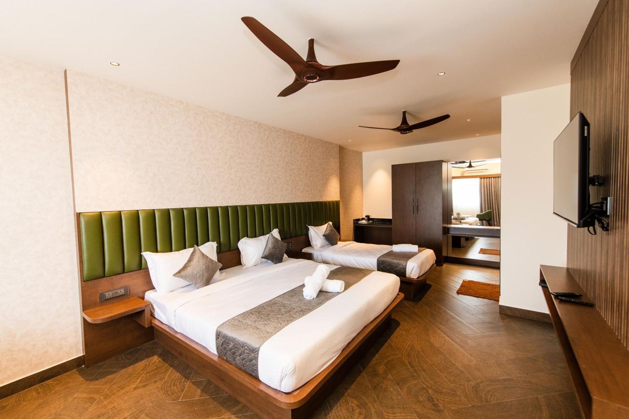 Hotel Mysore Radiance ภายนอก รูปภาพ