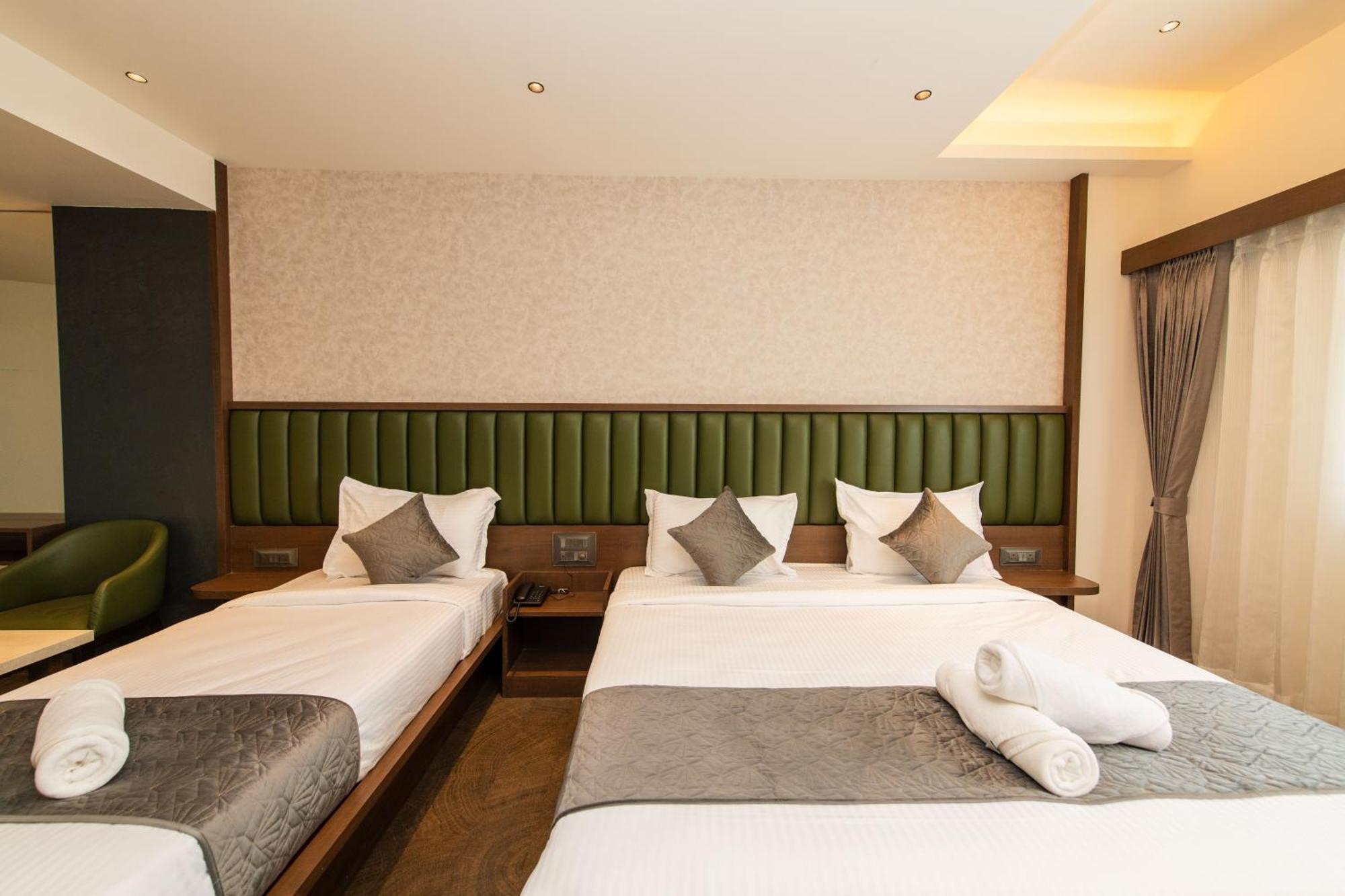 Hotel Mysore Radiance ภายนอก รูปภาพ