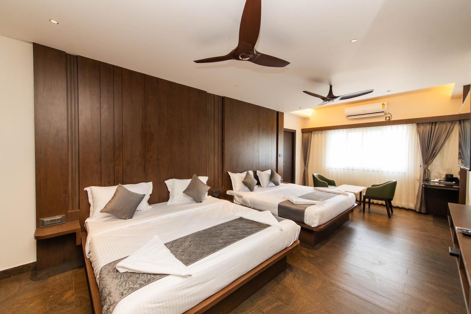 Hotel Mysore Radiance ภายนอก รูปภาพ