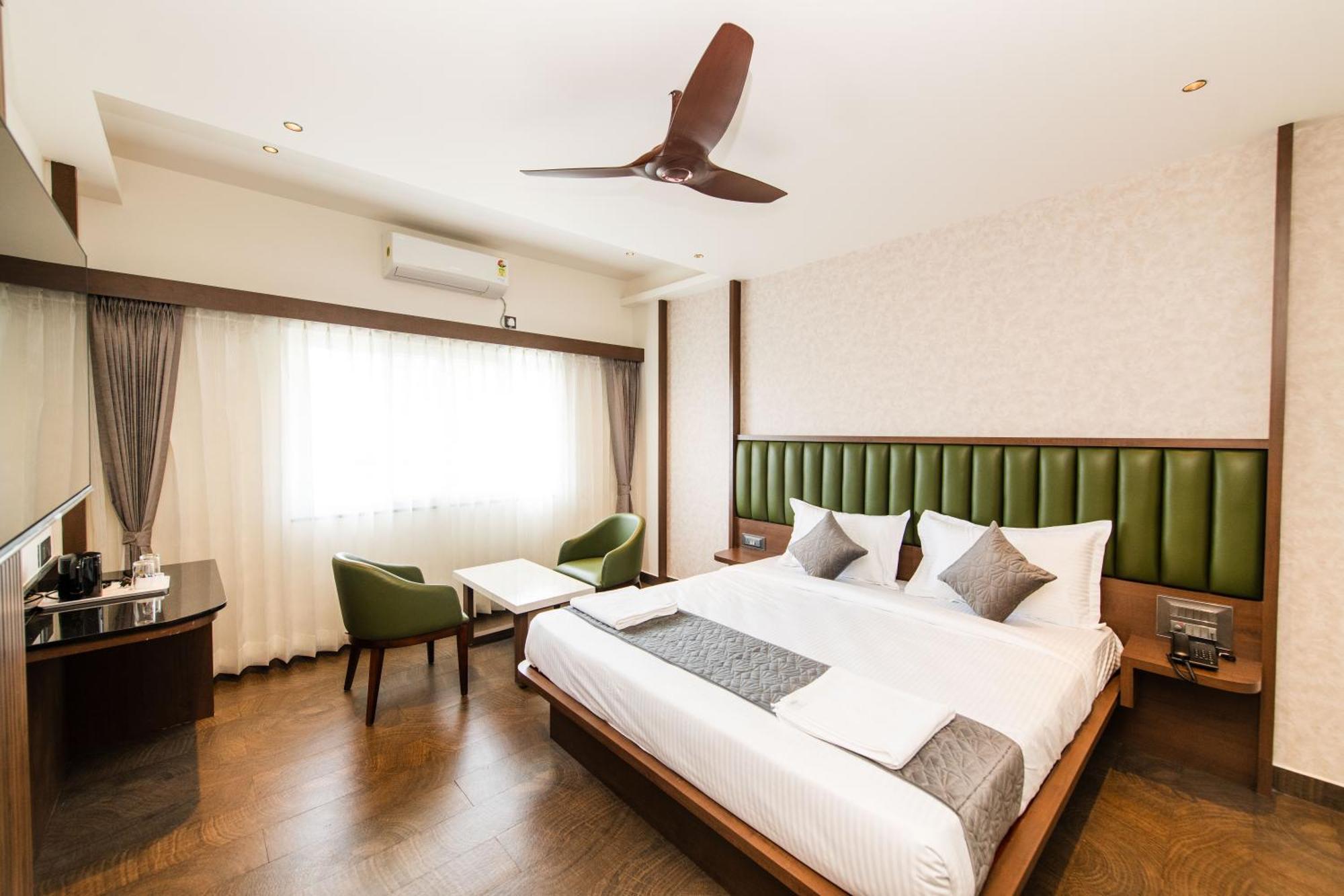 Hotel Mysore Radiance ภายนอก รูปภาพ